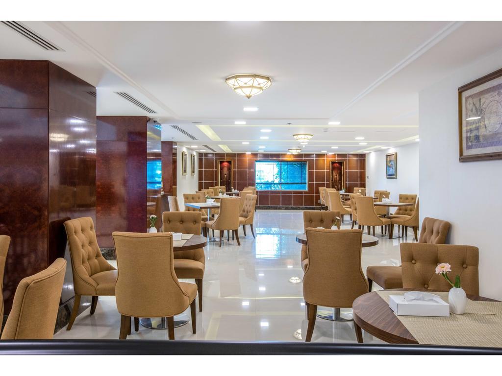 Gulf Court Hotel Manama Exterior photo