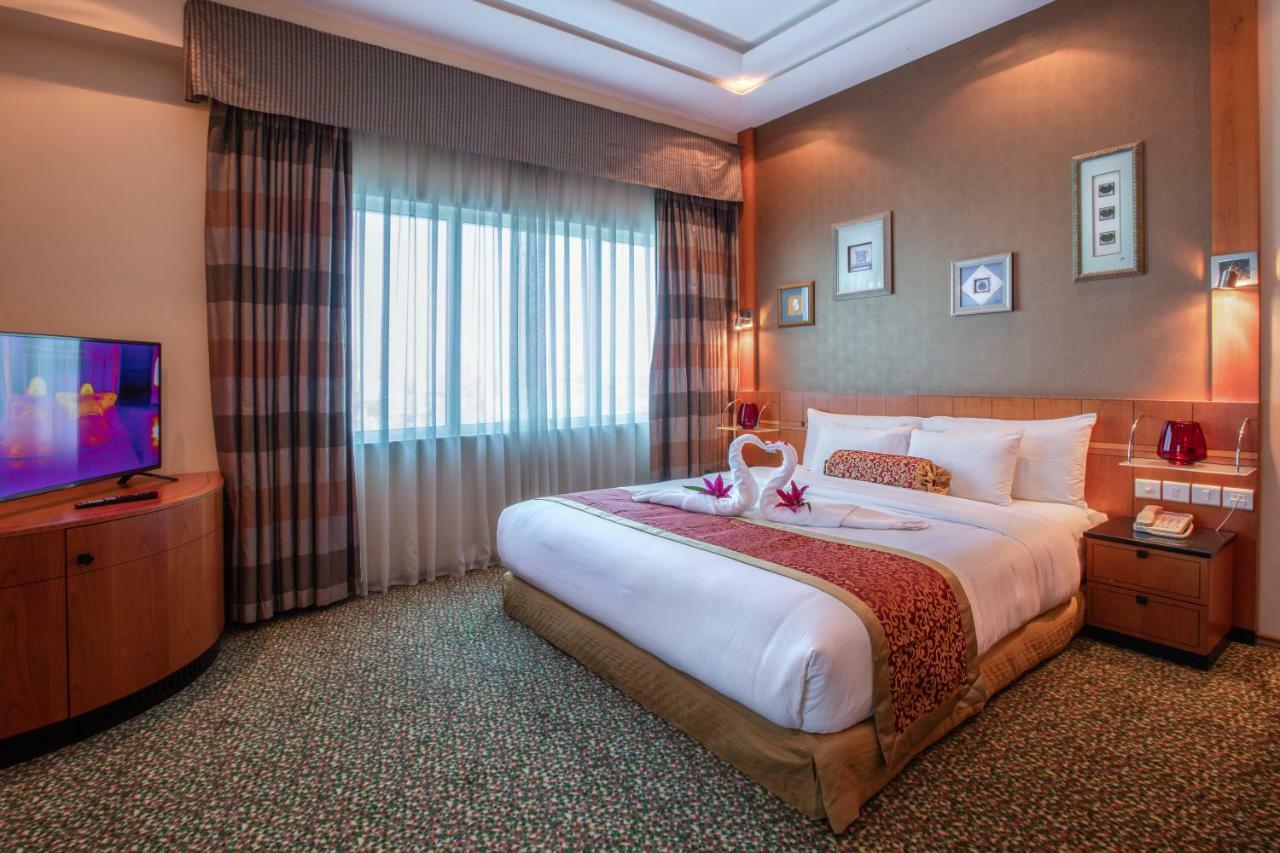 Gulf Court Hotel Manama Exterior photo